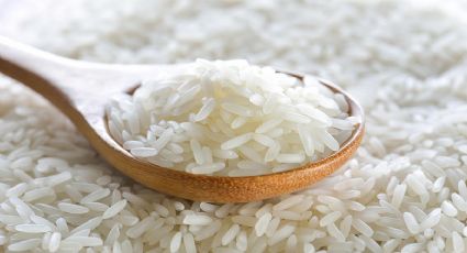 Por qué los expertos recomiendan lavar el arroz antes de cocinarlo