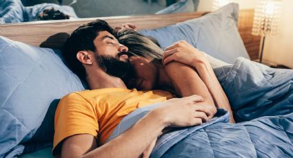 Salud: beneficios de dormir con tu pareja