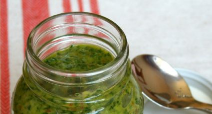 La receta original para preparar la mejor salsa chimichurri de todas