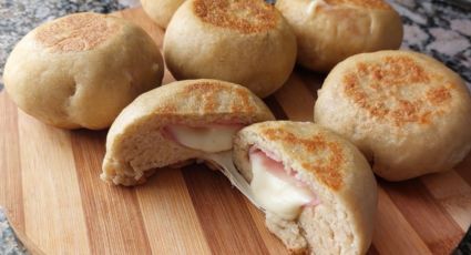 Te damos la receta para hacer pancitos rellenos de jamón y queso sin horno