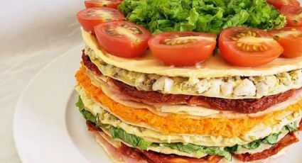 Te damos la receta para hacer una torre de panqueques súper económica y sabrosa para estas fiestas