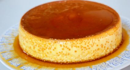 Te damos la receta para hacer un flan de queso suave y delicioso