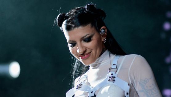 Cazzu festeja la viralización de su nuevo disco con esta foto