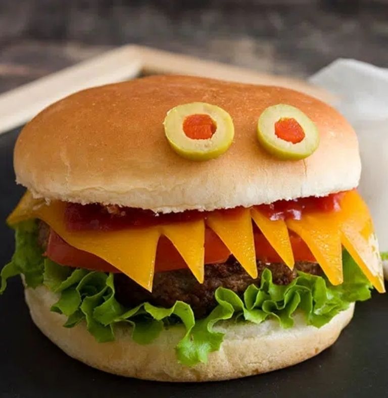 Hamburguesa. Fuente: (Twitter).