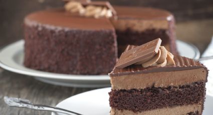 Comenzá el fin de semana con esta fácil receta de torta de chocolate