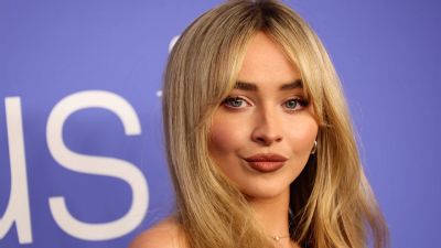 Sabrina Carpenter llega a Fortnite y su skin causa furor entre los jugadores