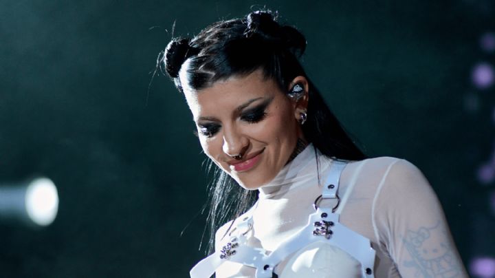 Cazzu festeja la viralización de su nuevo disco con esta foto