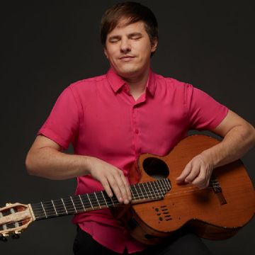 Nahuel Pennisi interpretó un tema de Charly García y emocionó a todos hasta las lágrimas