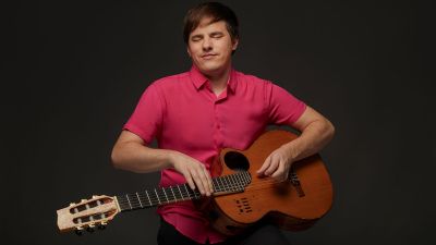 Nahuel Pennisi interpretó un tema de Charly García y emocionó a todos hasta las lágrimas