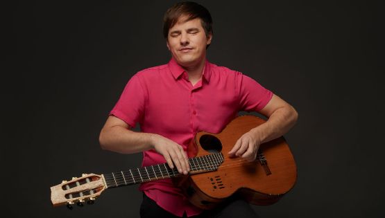 Nahuel Pennisi interpretó un tema de Charly García y emocionó a todos hasta las lágrimas